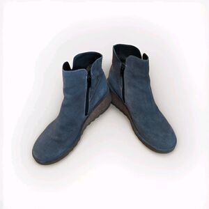 Fly London Nilo Wedge Booties Womens 40 US 9 Gray Suede Zipper Boots